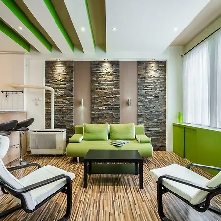 Apartment Bpr Leafy Oasis